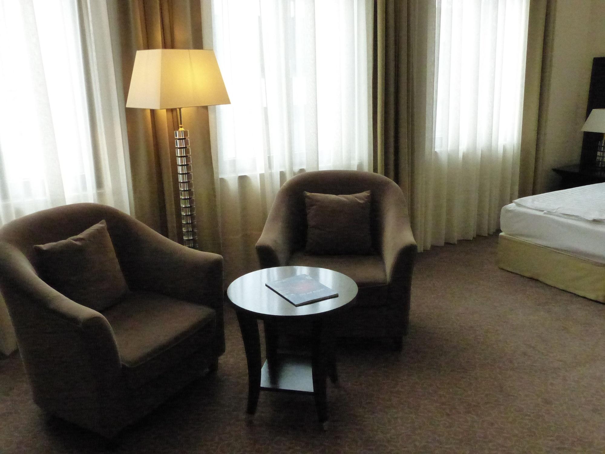Grand Palace Hotel הנובר מראה חיצוני תמונה