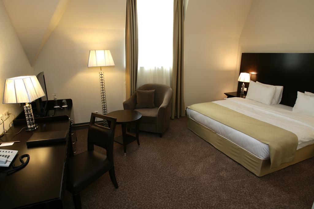 Grand Palace Hotel הנובר מראה חיצוני תמונה